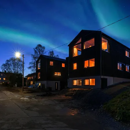 Arctic Seasons - A Cozy Luxury Escape At The Of *